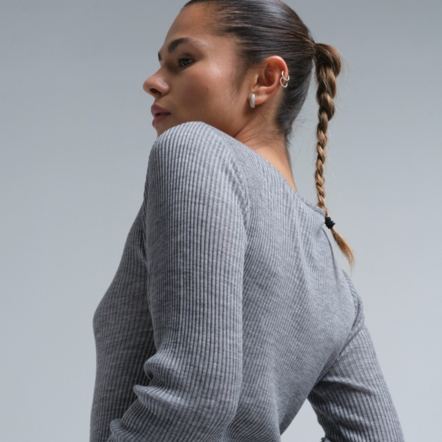 Seamless Basic Elegante Merino Uld Grå Melange - Bluser i Grå melange (Grey melange ) Køb bluser hos Adelie. Dametøj på nørrebro og onlline til hele Danmark