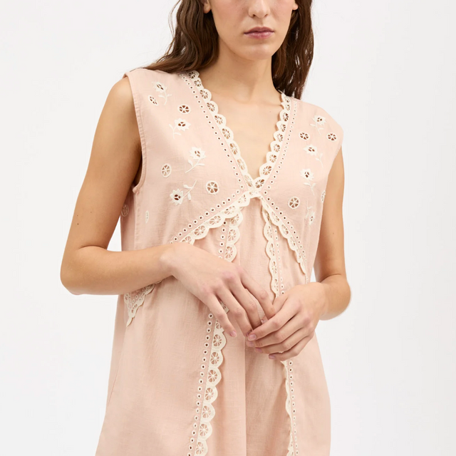 Talia Kjole Antique Rose