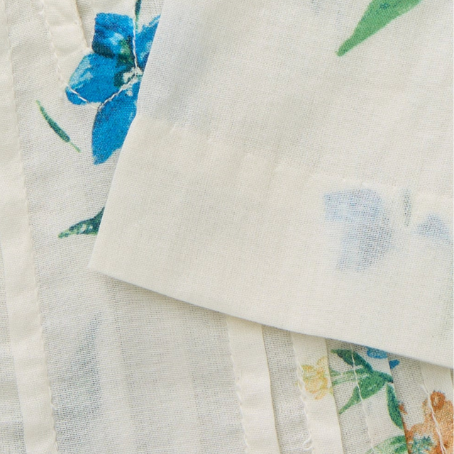 Fiore blouse Flower bouquet