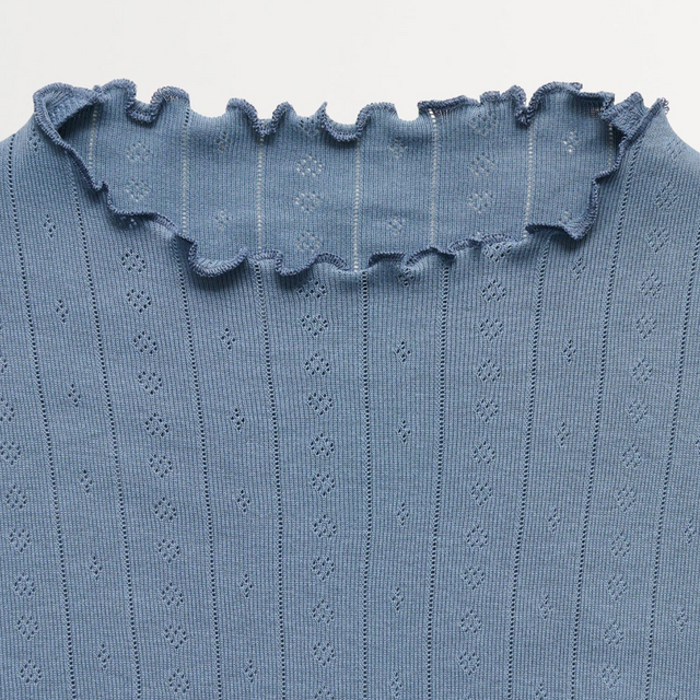 Edie t-neck tee faded blue