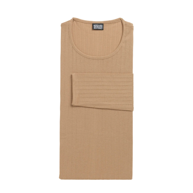 Nørgaard på Strøget 101 Solid Color Camel (Ekstra længde) - T-Shirts i Brun (Brun) Køb t-shirts hos Adelie. Dametøj på nørrebro og onlline til hele Danmark