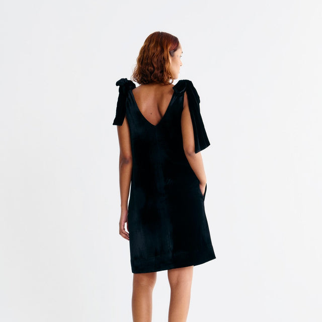 Cicely Velour Dress Black