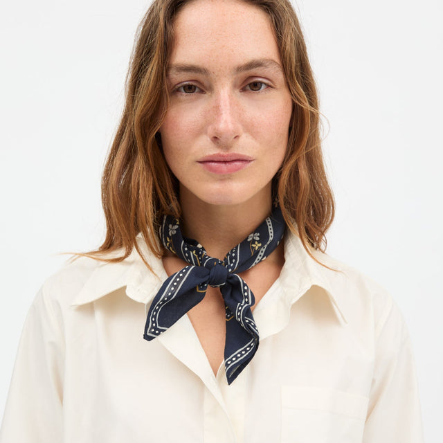 Floral Tørklæde Navy 55x55