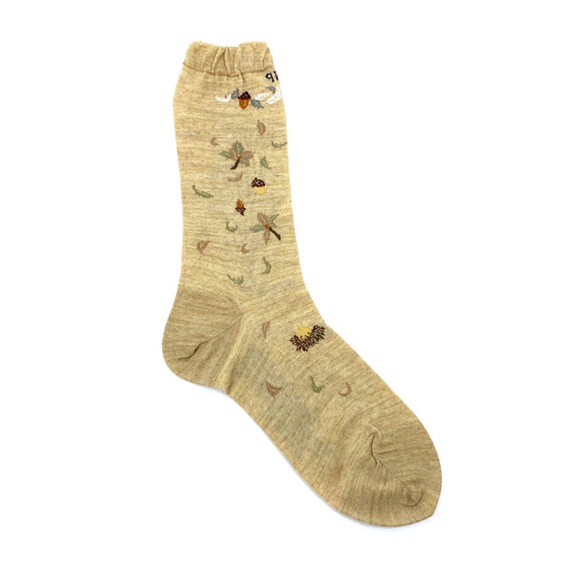 AM-806 Wind & The Acorn Tree, Beige