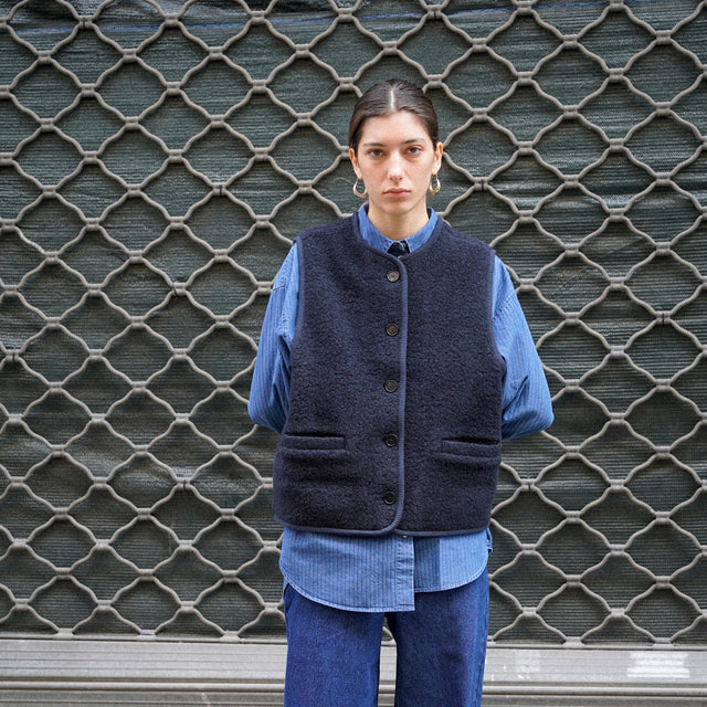 Cas Teddy Vest Navy