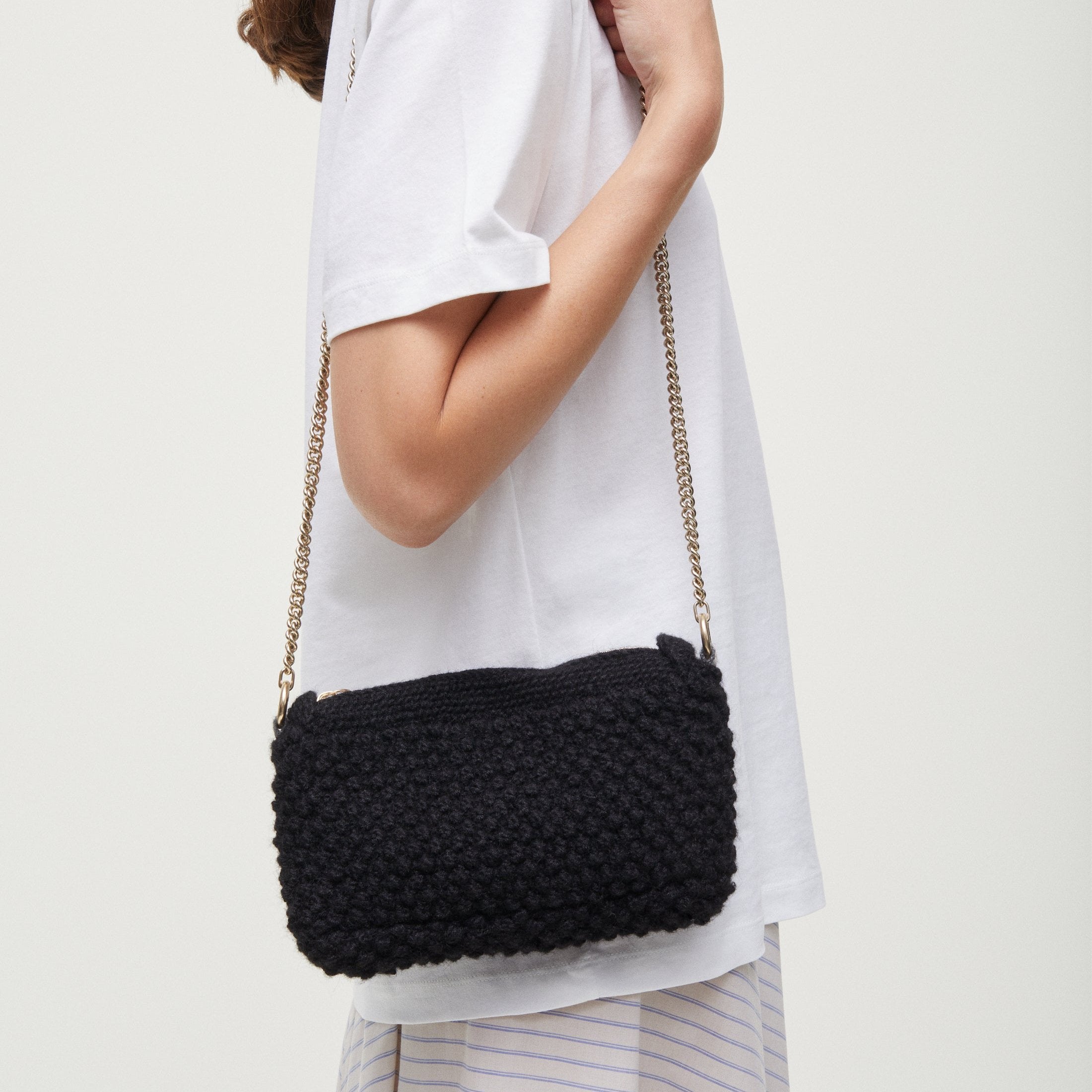 Helen chain clutch hotsell