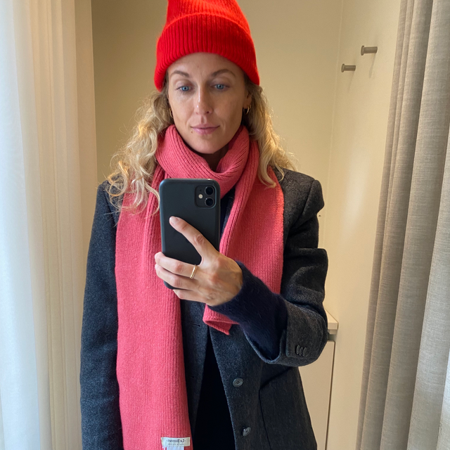 Beanie Crimson