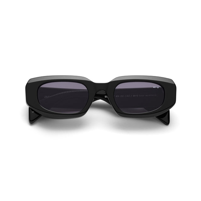 AY Studios Bloom Sort - Solbriller i Sort (Black) Køb solbriller hos Adelie. Dametøj på nørrebro og onlline til hele Danmark