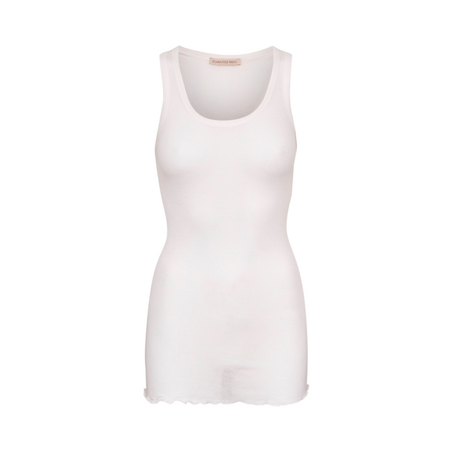 Seamless Basic Bella Offwhite - Toppe i Hvid (Off White ) Køb toppe hos Adelie. Dametøj på nørrebro og onlline til hele Danmark